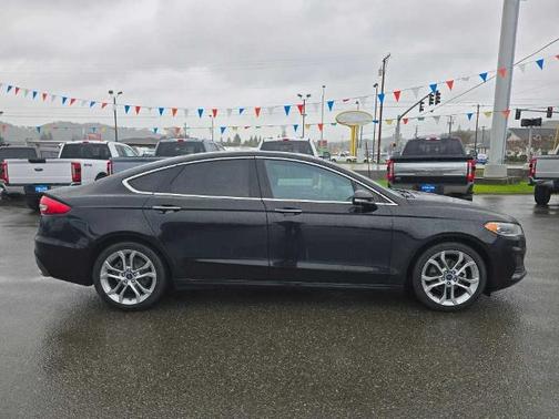 2019 Ford Fusion SEL