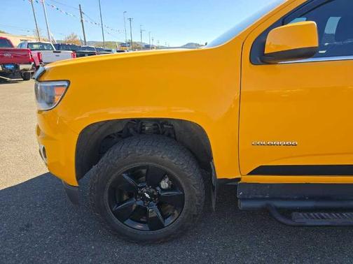 Wheatland Yellow 2018 Chevrolet Colorado LT