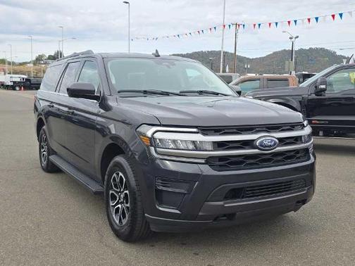 2023 Ford Expedition XLT