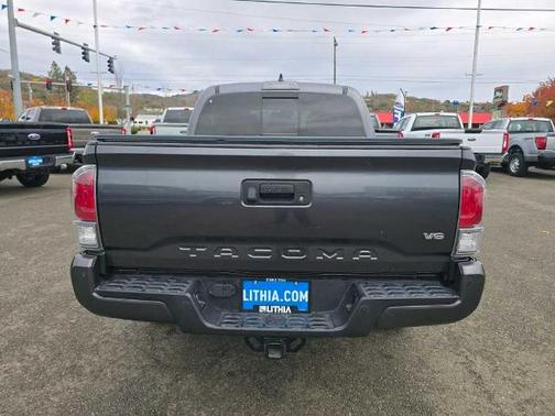 2021 Toyota Tacoma TRD OFF ROAD