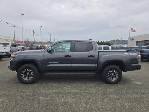 2021 Toyota Tacoma TRD OFF ROAD