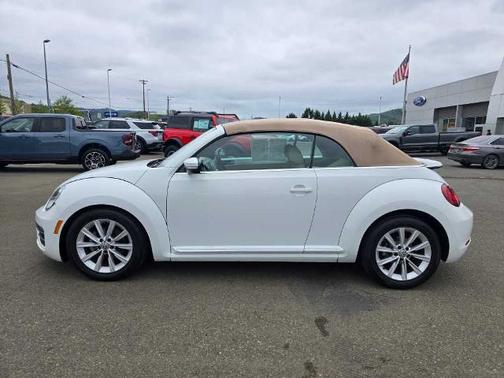 2018 Volkswagen Beetle 2.0T SE