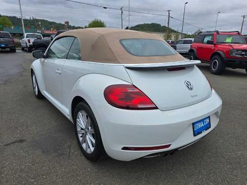 2018 Volkswagen Beetle 2.0T SE