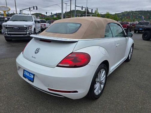2018 Volkswagen Beetle 2.0T SE