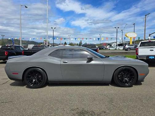 2017 Dodge Challenger R/T