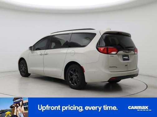 2020 Chrysler Pacifica Touring