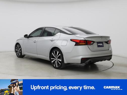 2022 Nissan Altima SR