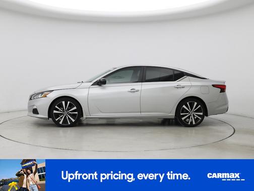 2022 Nissan Altima SR
