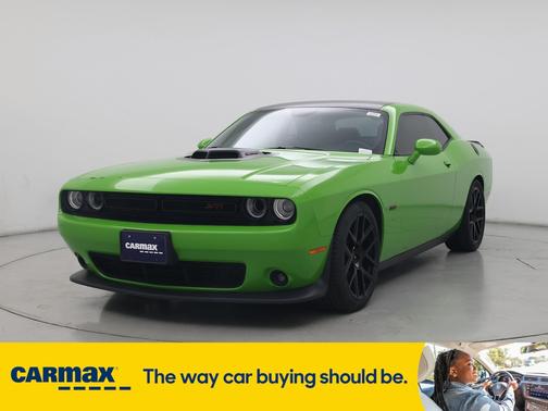 2017 Dodge Challenger 392 Hemi Scat Pack Shaker