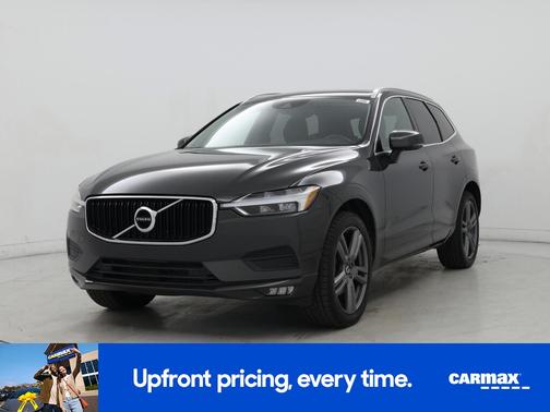 Gray 2021 Volvo XC60 T5 Momentum