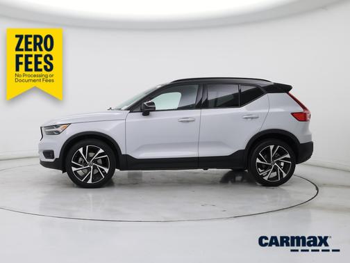 Pearl 2021 Volvo XC40 T4 R-Design