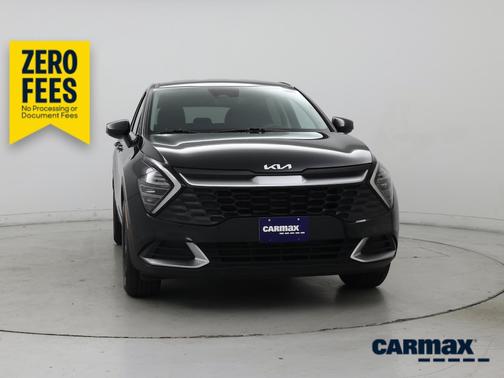 Black 2024 Kia Sportage LX