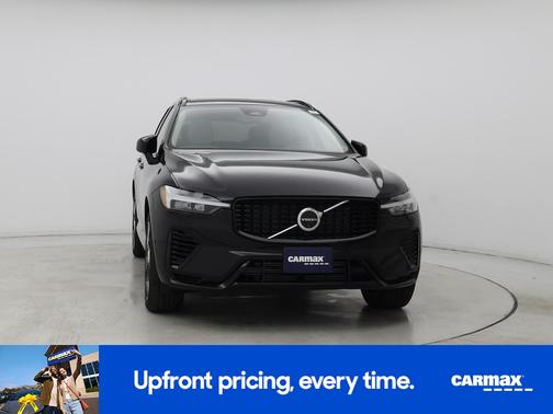 2024 Volvo XC60 Recharge Plug-In Hybrid T8 Ultimate Dark Theme