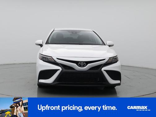 White 2023 Toyota Camry SE