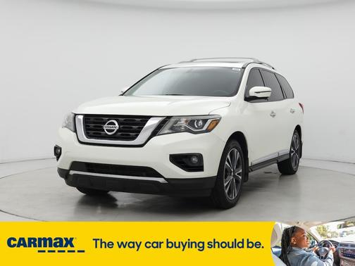 2017 Nissan Pathfinder Platinum