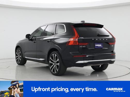 2023 Volvo XC60 B5 Ultimate Bright Theme