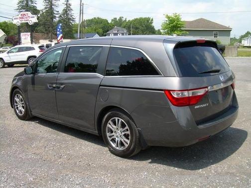 Gray 2013 Honda Odyssey EX-L