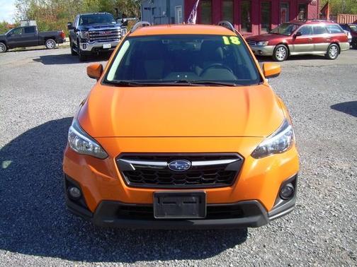 Sunshine Orange 2018 Subaru Crosstrek 2.0i Premium