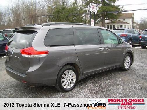 2012 Toyota Sienna XLE