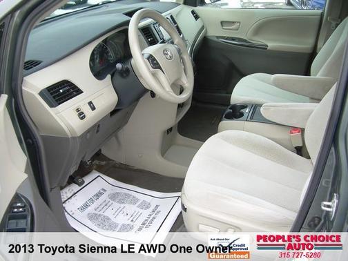 2013 Toyota Sienna LE