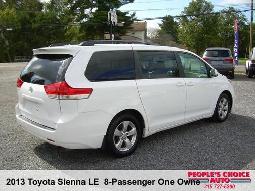2013 Toyota Sienna LE