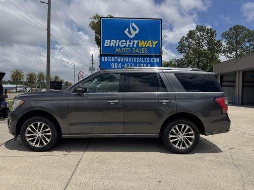Gray 2018 Ford Expedition Limited