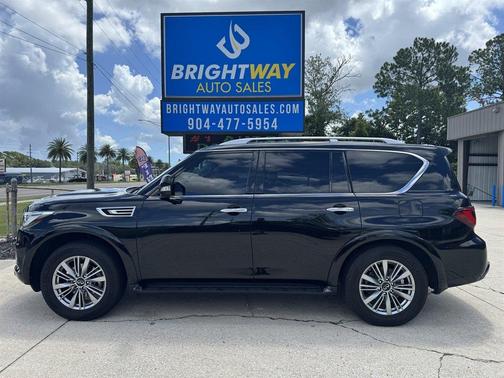 Black 2021 INFINITI QX80 Luxe