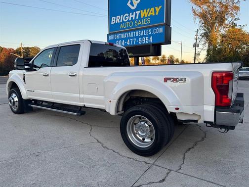 White 2019 Ford F-450 Lariat