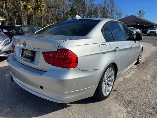 2011 BMW 328 i