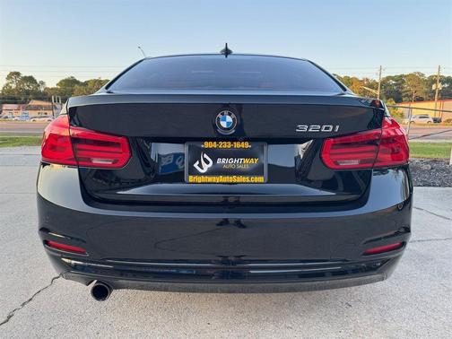 2017 BMW 320 i