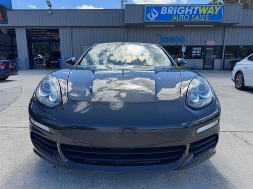 2014 Porsche Panamera 