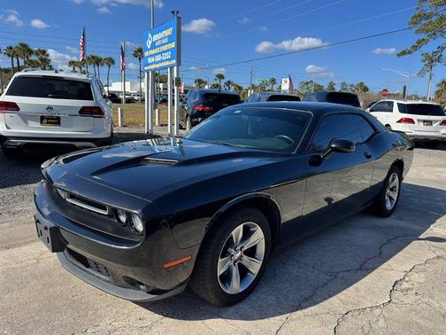 2019 Dodge Challenger SXT