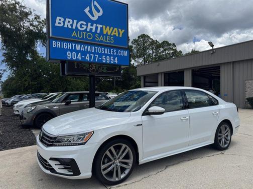 2018 Volkswagen Passat 2.0T R-Line