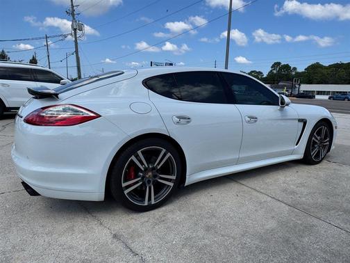 2013 Porsche Panamera GTS