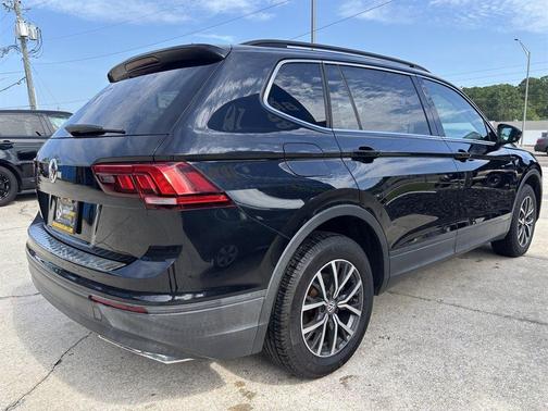 2019 Volkswagen Tiguan 2.0T SE