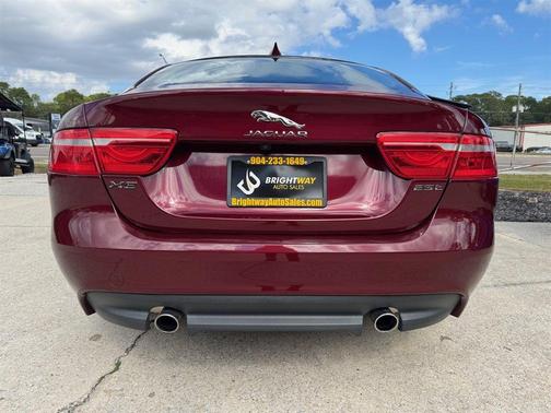 2017 Jaguar XE 25t