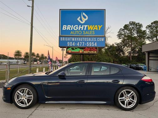 2012 Porsche Panamera 4