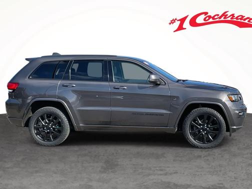 2017 Jeep Grand Cherokee Altitude