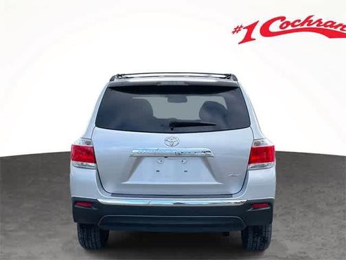 2013 Toyota Highlander SE