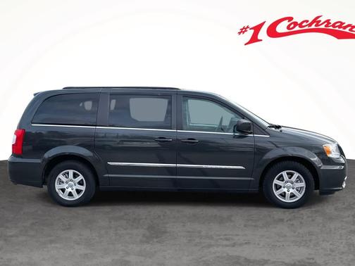 2012 Chrysler Town & Country Touring