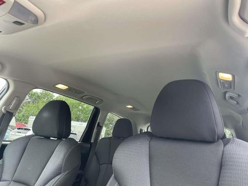 Ice Silver Metallic 2019 Subaru Ascent Premium 7-Passenger