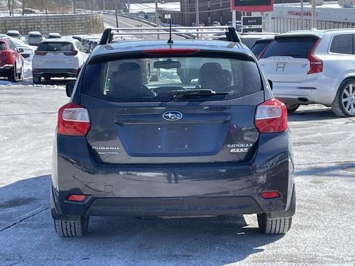 2012 Subaru Impreza 2.0i Limited
