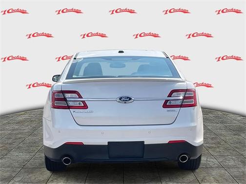 2015 Ford Taurus SEL