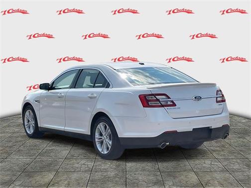 2015 Ford Taurus SEL