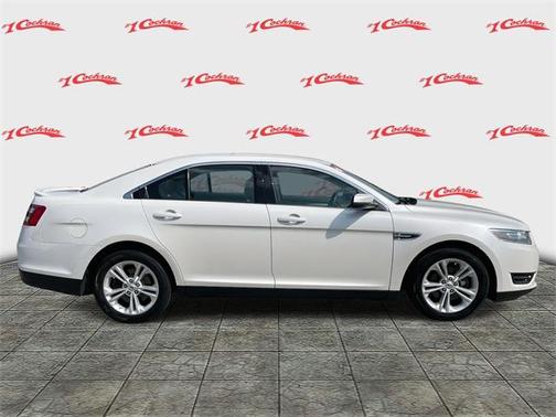 2015 Ford Taurus SEL