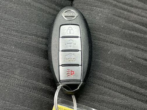 Brilliant Silver Metallic 2019 Nissan Sentra SV