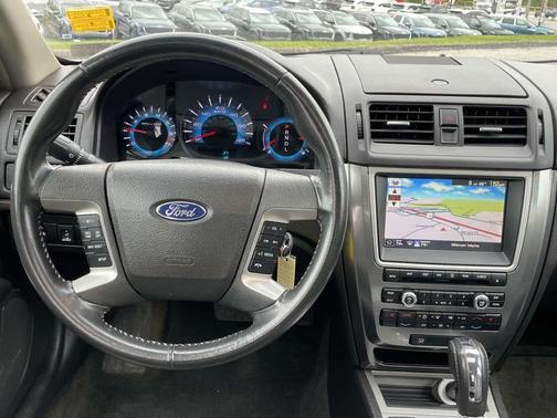 Ingot Silver Metallic 2011 Ford Fusion SEL