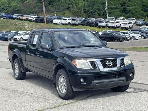 Super Black 2015 Nissan Frontier SV