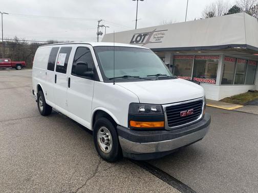 2017 GMC Savana 2500 Work Van