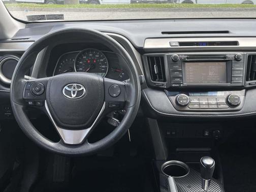 Super White 2015 Toyota RAV4 XLE